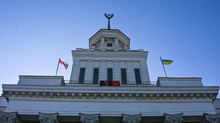 Guerre en Ukraine : l'armée russe tire sur des manifestants pacifiques à Kherson