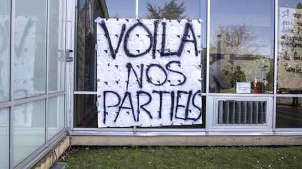 Blocage de l'Université Paris X- Nanterre, le 18 avril 2018.&nbsp; (YANN CASTANIER / HANS LUCAS / AFP)