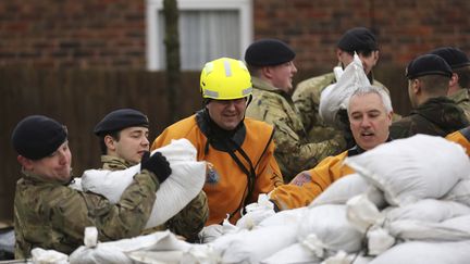 &nbsp; (PAUL HACKETT / REUTERS)