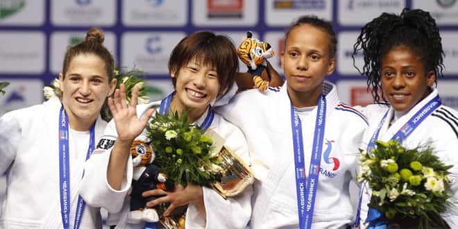 Amandine Buchard et les autres médaillées des -48kg aux Mondiaux-2014