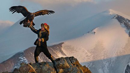 Aisholpan et son aigle héros d'une épopée grandiose signée Otto Bell.
 (ARP Sélection)