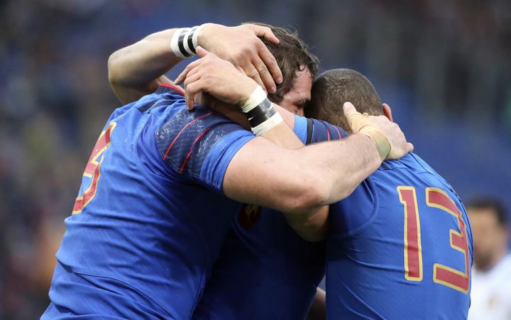 &nbsp; (Yoann Maestri célébrant un point lors d'un match contre l'Italie au Tournoi des six nations, en mars dernier. © REUTERS /Stefano Rellandini)