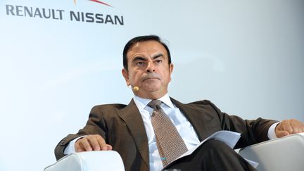 Carlos Ghosn participe à une conférence de presse à Paris, le 28 septembre 2012. (ERIC PIERMONT / AFP)