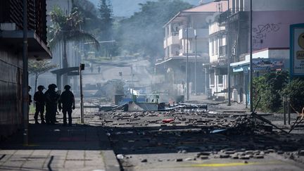 Jeanne Maisiat revient sur les grandes actualités de 2024 sur lesquelles les auditeurs de "Ça dit quoi" ont réagi. Jeudi 2 janvier, les émeutes en Nouvelle-Calédonie et les manifestations conte la vie chère en Martinique. 