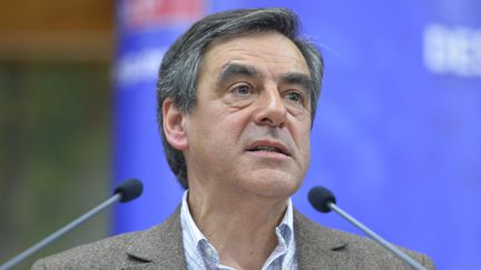 Fran&ccedil;ois Fillon lors d'un meeting au Mans (Sarthe), le 8 mars 2014. (FRANÇOIS NAVARRO / CITIZENSIDE / AFP)