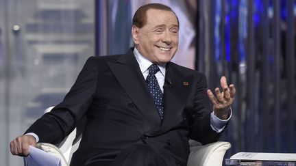 Silvio Berlusconi participe &agrave; une &eacute;mission de t&eacute;l&eacute;vision, le 26 mai 2015, &agrave; Rome (Italie). (LUIGI MISTRULLI/SIPA)