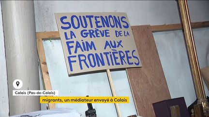 Un prêtre et deux militants en grève de la faim pour les migrants de Calais (FRANCEINFO)