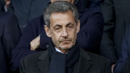 L'ancien président de la République, Nicolas Sarkozy, le 4 mai 2019 dans les tribunes du Parc des princes. (LIONEL BONAVENTURE / AFP)