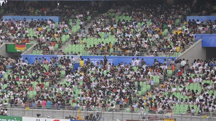 La foule prend place dans les tribunes du Stadium de Daegu