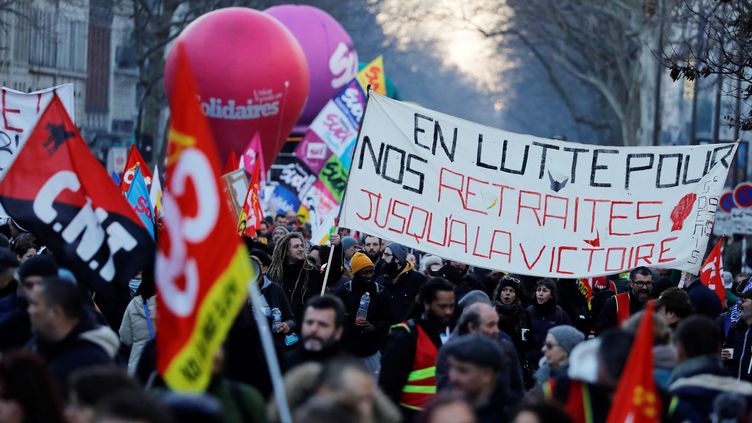 Manifestation contre la réforme des retraites, le 6 février 2020, à Paris. (THOMAS SAMSON / AFP)