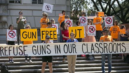  (Malgré la protestation en octobre 2015 après le vote au Congrès du Texas, le feu vert est donné au port d'armes à l'université © Sipa / Ralph Barrera)