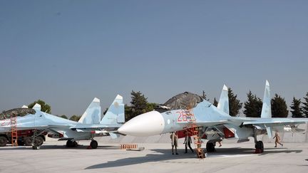 Sukhoi Su-30 russes sur une base aérienne dans la province de Lataquié en Syrie (Dmitriy Vinogradov / RIA Novosti)