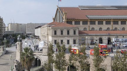 Le groupe Etat islamique a revendiqué l'attaque au couteau qui a eu lieu, dimanche 1er octobre 2017, à la gare de Marseille (Bouches-duRhône), faisant deux mortes. (BERTRAND LANGLOIS / AFP)