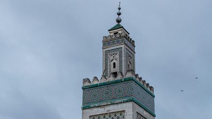 The minaret of the Grand Mosque of Paris, October 13, 2022. (JOEL SAGET / AFP)