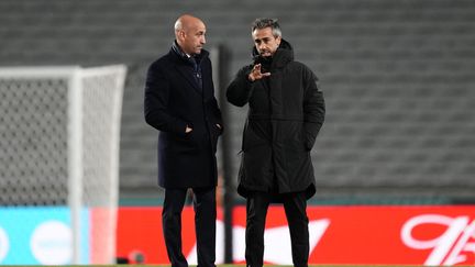 Luis Rubiales et Jorge Vilda lors du match de la Coupe du monde entre l'Espagne et la Zambie, en Nouvelle-Zélande, le 26 juillet 2023. (AFP)