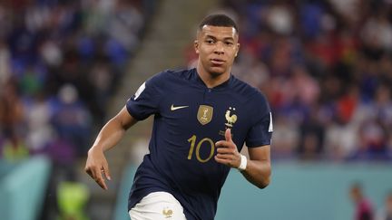 Kylian Mbappe lors du match contre le Danemark à la Coupe du monde au Qatar, le 26 novembre 2022. (LE PARISIEN / ARNAUD JOURNOIS / MAXPPP)