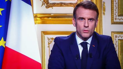 Emmanuel Macron s'est exprimé jeudi 5 décembre dans une allocution télévisée. (LAURENT THEILLET / MAXPPP)