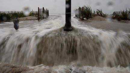 Inondations &agrave; Cape May, dans le New Jersey, le 29 octobre 2012 lors du passage de l'ouragan Sandy.&nbsp; (MARK WILSON / GETTY IMAGES / AFP)