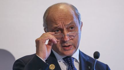 "Bachar Al-Assad ne peut être l'avenir mais il faut engager des discussion", affirme Fabius