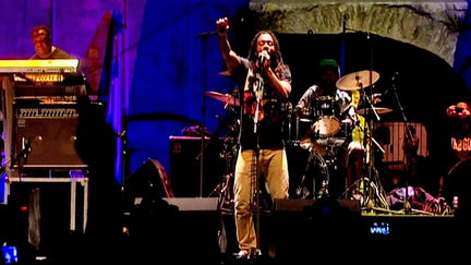 "The Wailers" aux arènes de Fréjus ce dimanche 27 juillet.
 (France 3 Côte d&#039;Azur)