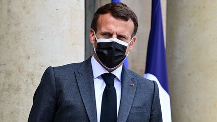 Le président de la République, Emmanuel Macron, le 21 mai 2021 au palais de l'Elysée, à Paris. (MARTIN BUREAU / AFP)