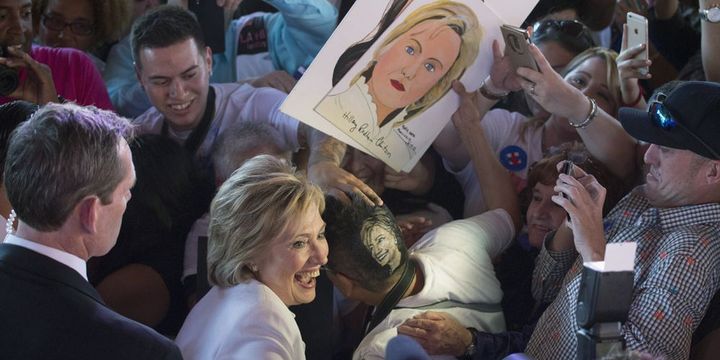 Hillary Clinton en campagne au Texas le 15 octobre 2015 (Darren ABATE / REUTERS)