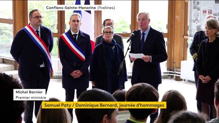 Le Premier ministre, Michel Barnier, à Conflans-Sainte-Honorine (Yvelines) pour rendre hommage à Samuel Paty et Dominique Bernard, le 14 octobre 2024. (FRANCEINFO)