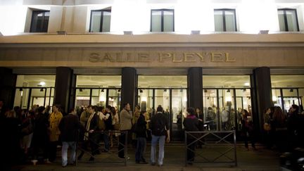 L'attente devant la salle Pleyel à Paris, 2012
 (YAGHOBZADEH RAFAEL/SIPA)