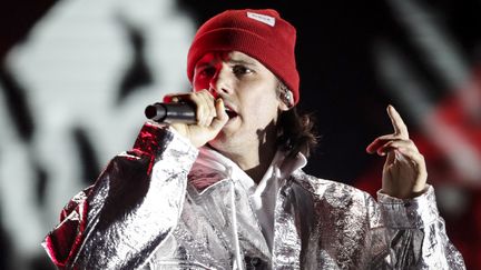 Le rappeur français&nbsp;Orelsan sur scène lors des 34e Victoires de la musique, en 2019. (THOMAS SAMSON / AFP)