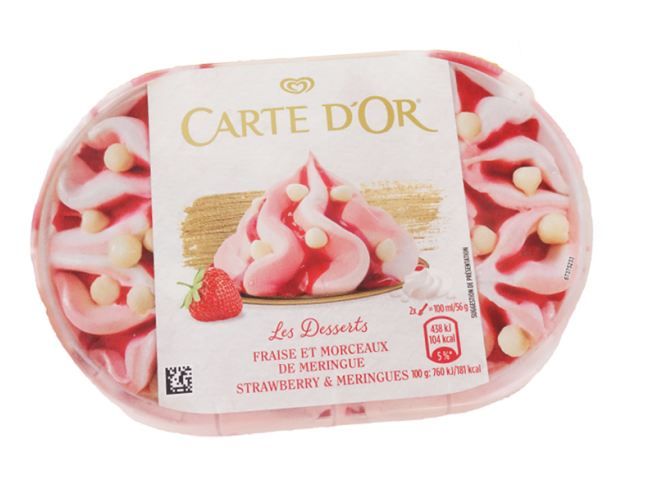 Les glaces Façon Glacier, Fraise et Morceaux de meringue de Carte d'Or. (FOODWATCH)