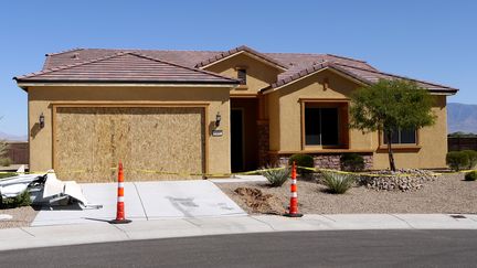 La résidence de Stephen Paddock, à Mesquite (Nevada, Etats-Unis), mise sous scellé, le 3 octobre 2017. (MARTIN BIALECKI / DPA / AFP)