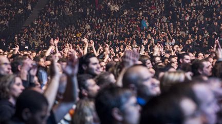 Le public de Bercy durant un concert du groupe Scorpions, le 24 novembre 2015
 (Nicolas Carvalho Ochoa / dpa/picture-alliance / MaxPPP)