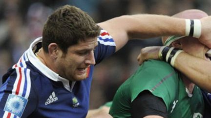 Pascal Papé aux prises avec l'Irlandais Paul O'Connell lors du Tournoi des 6 Nations 2014