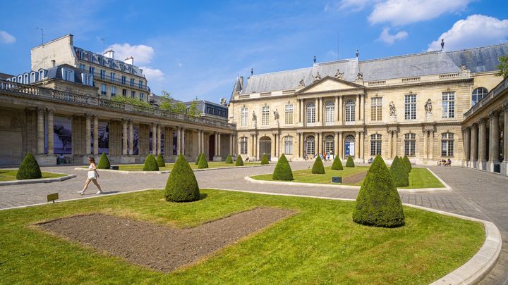 Les Archives nationales, dans le quartier du Marais à Paris. (GARDEL BERTRAND / HEMIS.FR / HEMIS.FR)