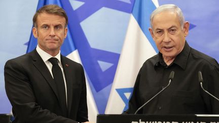 Emmanuel Macron et Benjamin Netanyahou, le 24 octobre 2023 à Tel-Aviv. (CHRISTOPHE ENA / POOL)