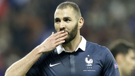 L'attaquant français Karim Benzema, lors d'un match France-Arménie à Nice, le 8 octobre 2015. (LIONEL CIRONNEAU / AP / SIPA)