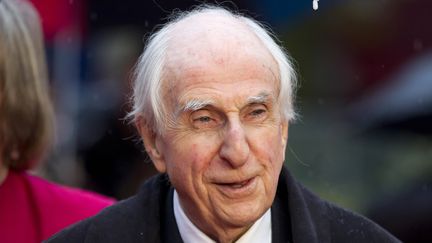 Ancien cameraman de la chaîne de télévision britannique BBC, Michael Bond, né en 1926, avait rédigé onze livres sur les aventures de Paddington entre 1958 et 1979. (JUSTIN TALLIS / AFP)