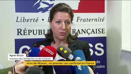 "Il ne faut pas aller aux urgences, mais appeler le 15", annonce Agnès Buzyn