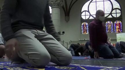 Berlin : une église protestante accueille la prière des musulmans