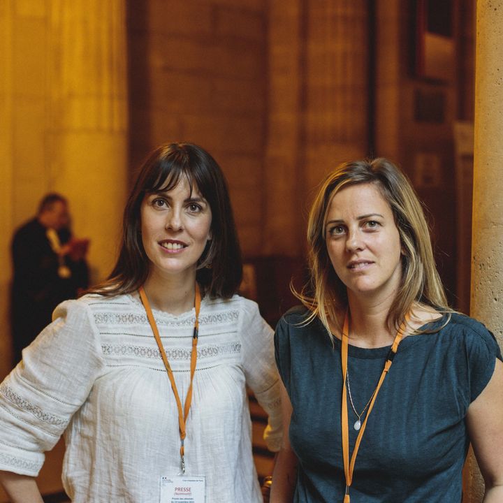 Mathilde Lemaire et Gaële Joly, journalistes&nbsp;au service police-justice de franceinfo. (DAVID FRITZ-GOEPPINGER POUR FRANCEINFO)