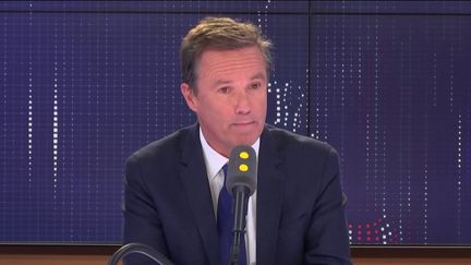 Nicolas Dupont-Aignan, président de Debout La France, le 15 avril 2019. (FRANCEINFO / RADIO FRANCE)