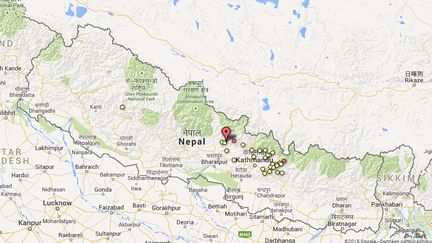 Le s&eacute;isme qui a frapp&eacute; le N&eacute;pal&nbsp;samedi 25 avril et ses r&eacute;pliques. (GOOGLE FUSION / FRANCETV INFO)