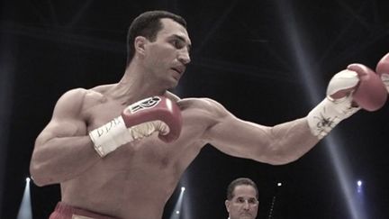 Guerre en Ukraine : Vitali Klitschko, l’ancien champion du monde, devenu maire de Kiev, sur le front face à l’offensive russe