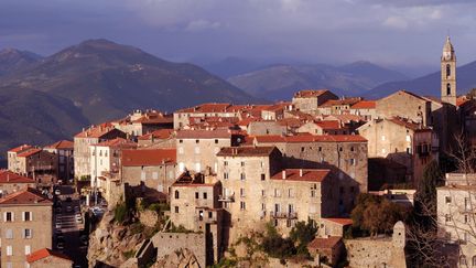 La ville de Sart&egrave;ne (Corse-du-Sud), th&eacute;&acirc;tre d'un assassinat, lundi 14 avril 2014. (LEBOUCHER-ANA / ONLY FRANCE / AFP)