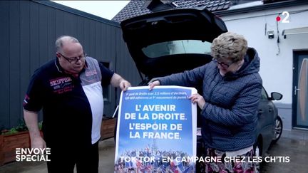 Envoyé spécial. Tok Tok : en campagne chez les Ch'tis