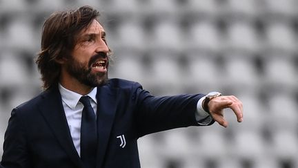 Andrea Pirlo sur le banc de la Juventus (MARCO BERTORELLO / AFP)