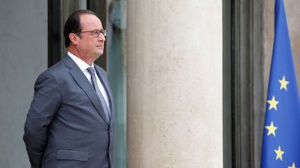 &nbsp; (François Hollande se livre à un premier bilan de son action et regrette certains choix. © Maxppp)