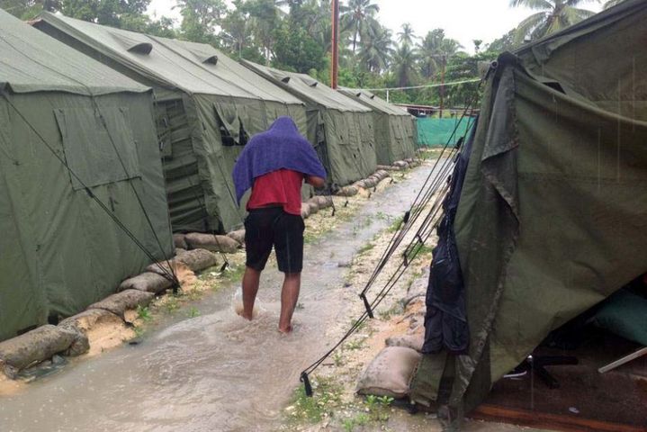 Une photo non datée du centre de rétention de Manus, obtenue par l'ONG Refugee Action Coalition en 2014. (REFUGEE ACTION COALITION / AFP)