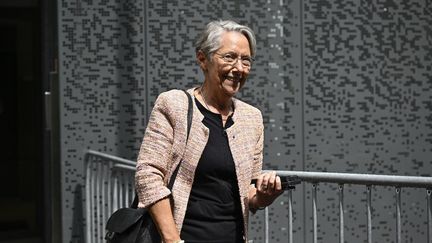 L'ancienne Première ministre, Elisabeth Borne, à Paris, le 9 juillet 2024. (JULIEN DE ROSA / AFP)