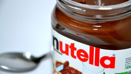 Un pot de Nutella pris en photo le 15 f&eacute;vrier 2015 &agrave; Marseille (Bouches-du-Rh&ocirc;ne). (CITIZENSIDE / GERARD BOTTINO / AFP)